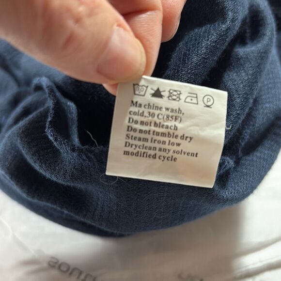 NWOT Casual Jumpsuit Romper Pockets Stretchy‎ Slouchy Navy Size XS - Picture 16 of 16